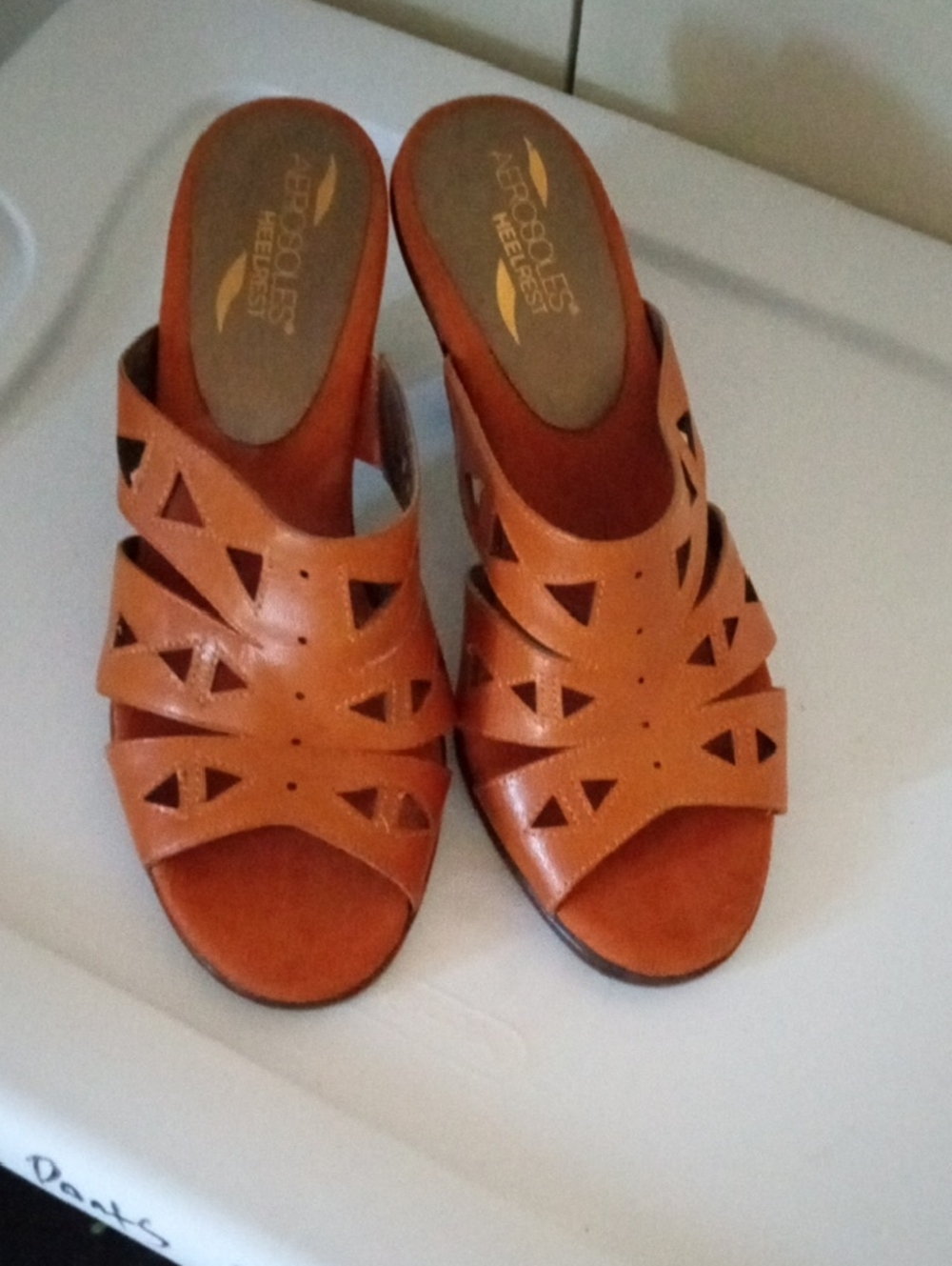 AEROSOLES Leather Slip-On Cutout Mules